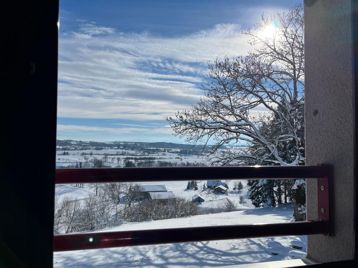 Le Pré devant nous Picherande Exterior foto